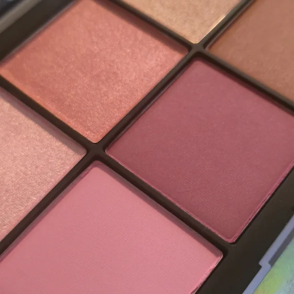 Limited EDITION Nars Ethereal Aura Blush Palette - Picture 5 of 5